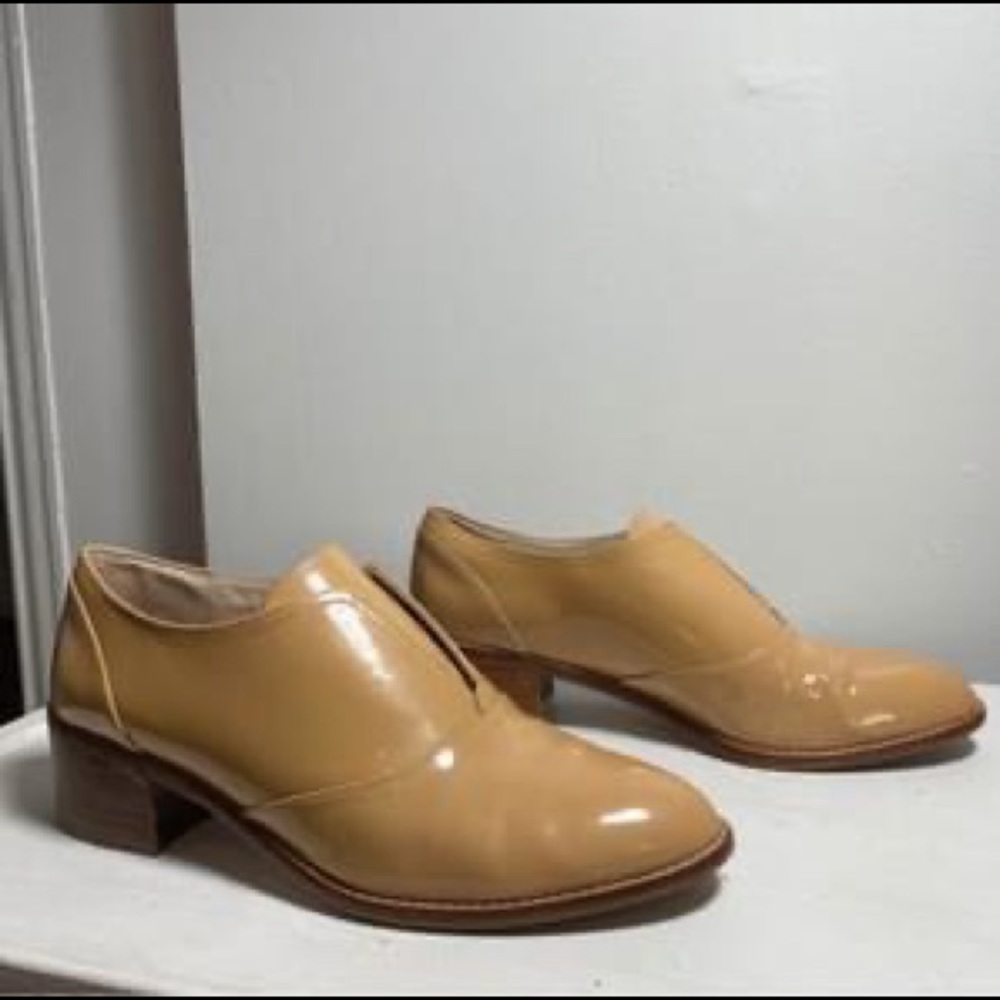 Louise et Cie Patent leather loafer